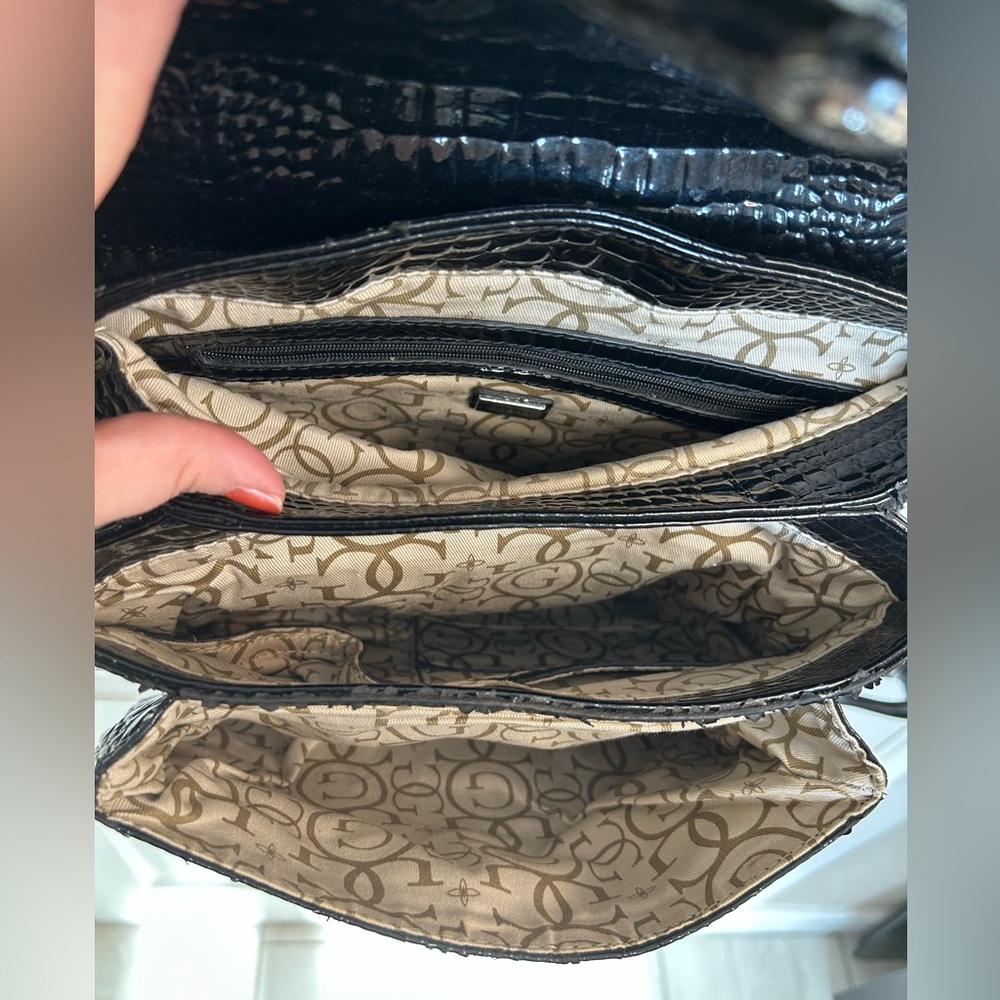 Guess Crossbody Tote Bag - Picture 14 of 14